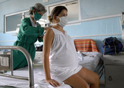 20110520010315-embarazada-cubana.jpg