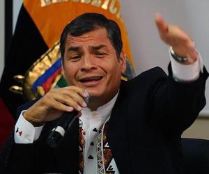 Rafael Correa durante conferencia de prensa en Quito. Foto: AFP.
