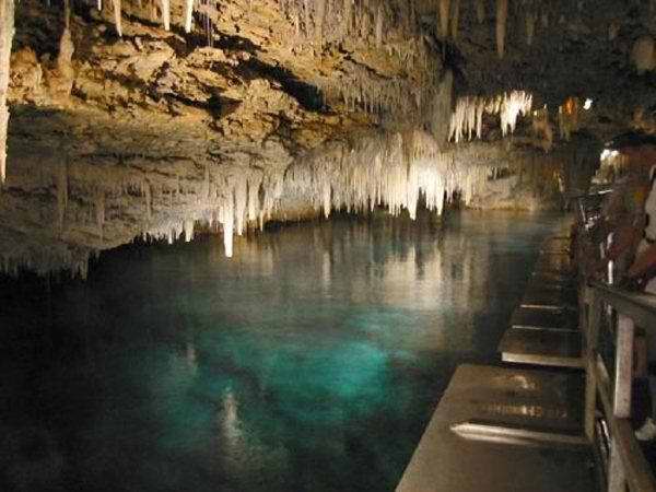 Aguas subterráneas en Cuevas de Bellamar, Matanzas