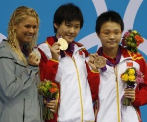 La nadadora Ye Shiwen ganó el oro, con récord mundial en la primera jornada de los Juegos Olímpicos 2012